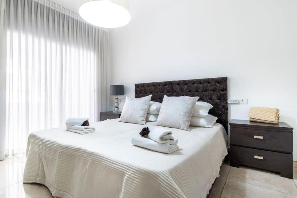 Luxury 3 Bedroom Apt, Harav Kook7 Jerusalem Exterior foto