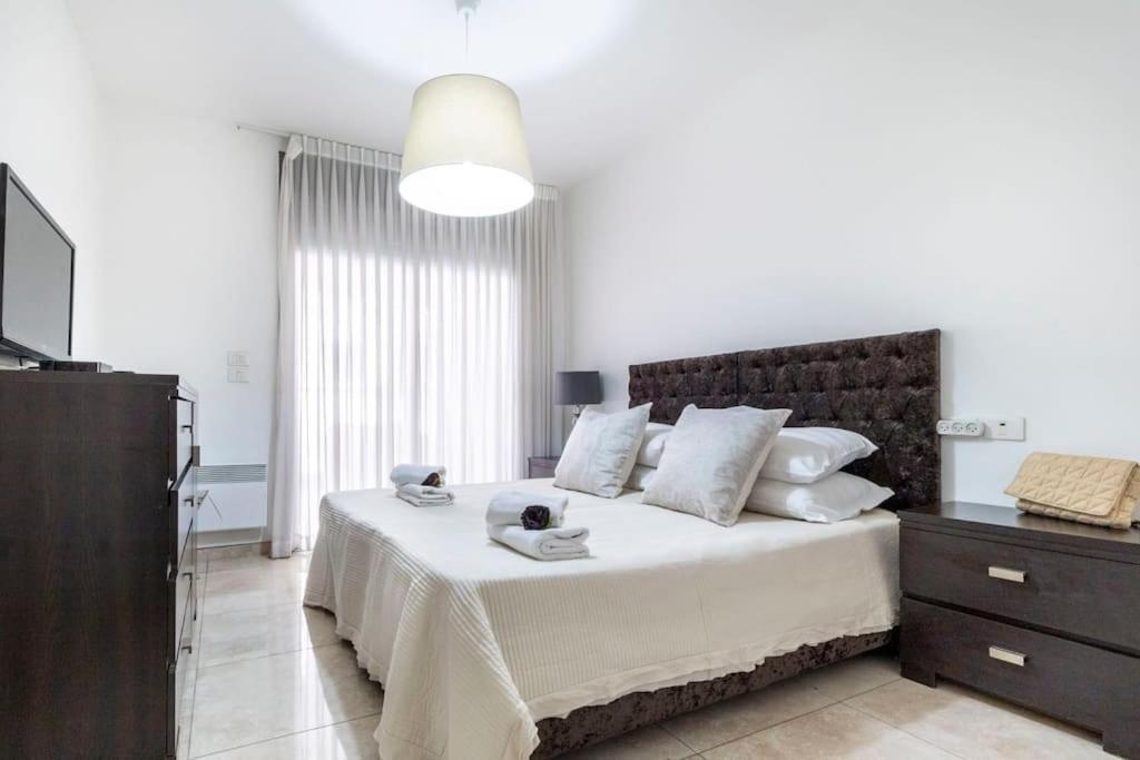 Luxury 3 Bedroom Apt, Harav Kook7 Jerusalem Exterior foto