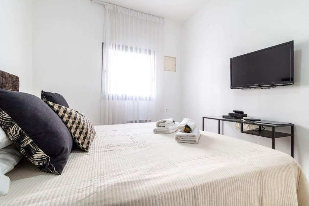 Luxury 3 Bedroom Apt, Harav Kook7 Jerusalem Exterior foto