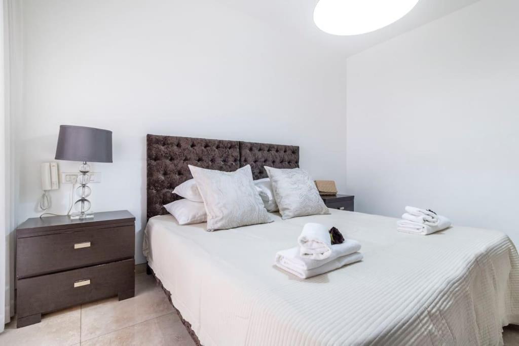 Luxury 3 Bedroom Apt, Harav Kook7 Jerusalem Exterior foto